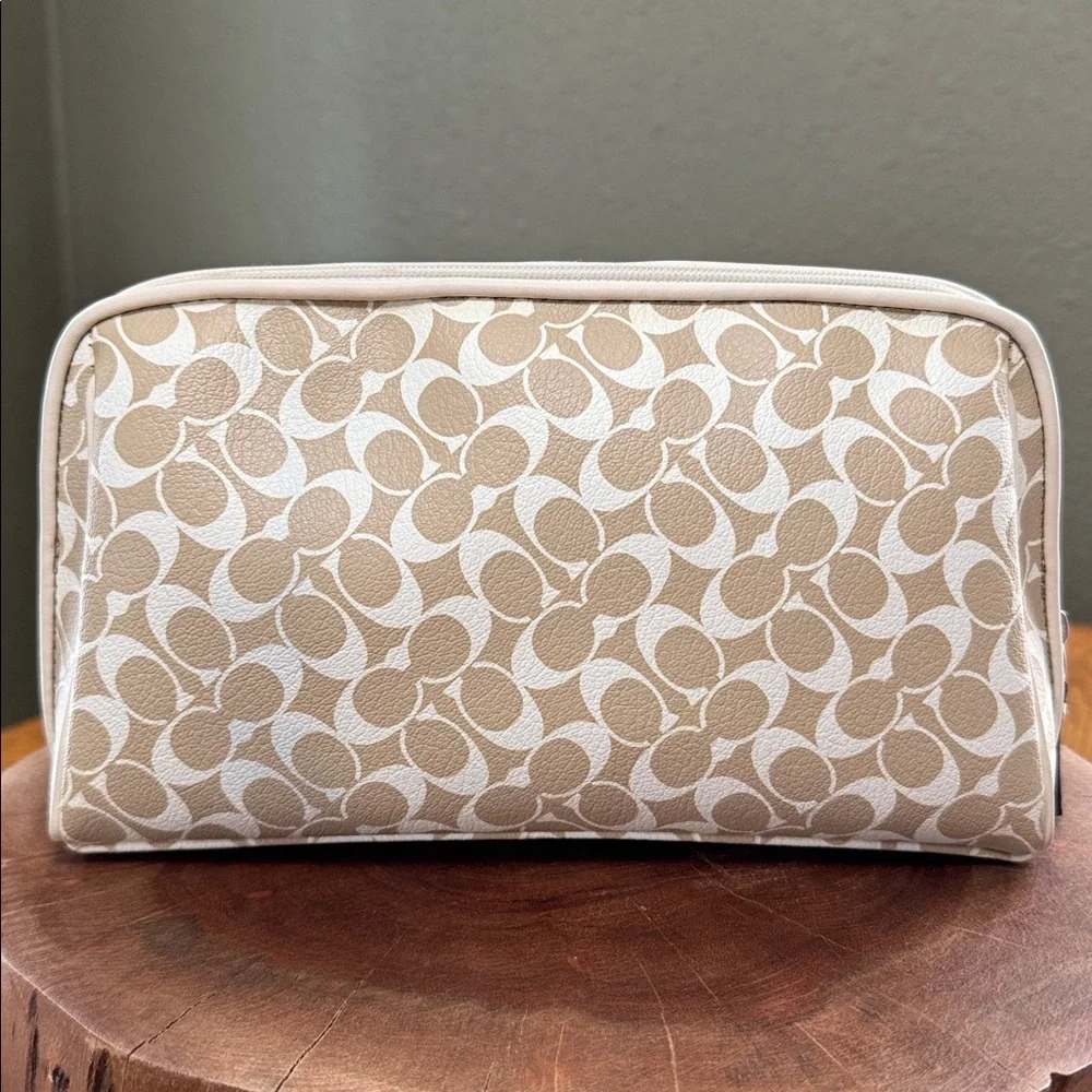 COACH CHELSEA HERITAGE X-LARGE COSMETIC CASE - Picture 4 of 11